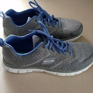 Sketchers Sketch Knit